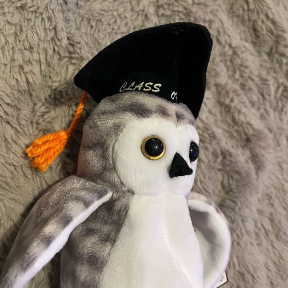 Ty Gray and White Owl Plush with Black Cap - Picture 4 of 6
